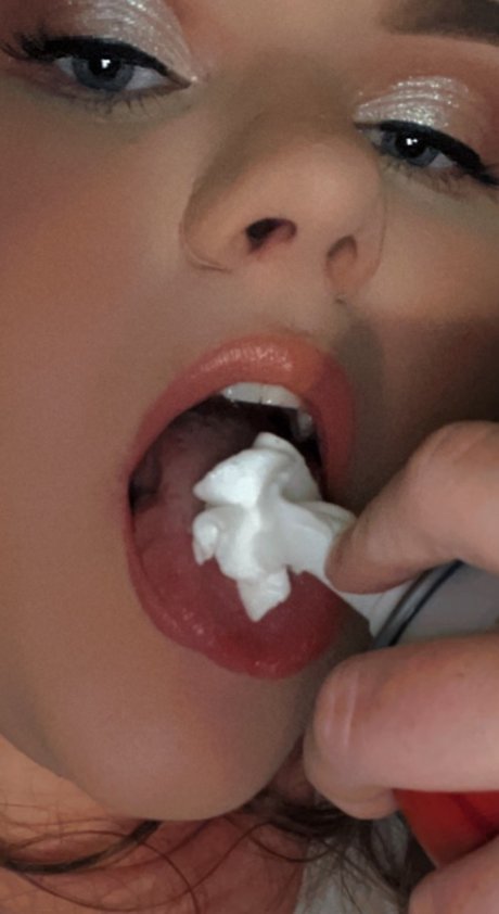 Naakte gelekte OnlyFans-foto van A 