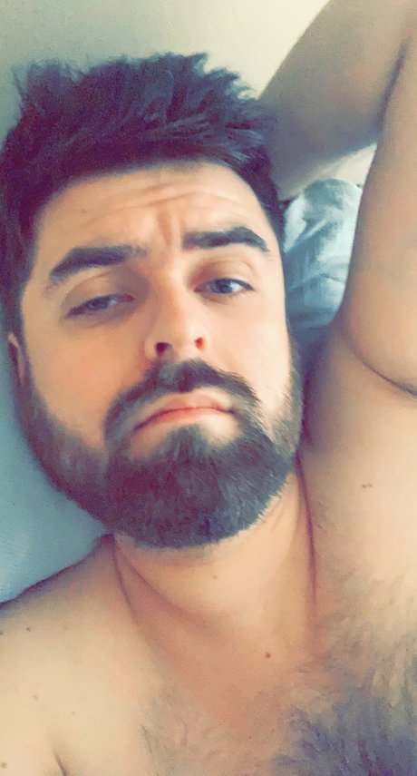 Naakte gelekte OnlyFans-foto van Jord
