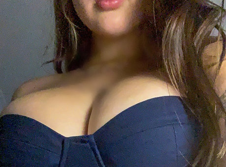 Naakte gelekte OnlyFans-foto van Al