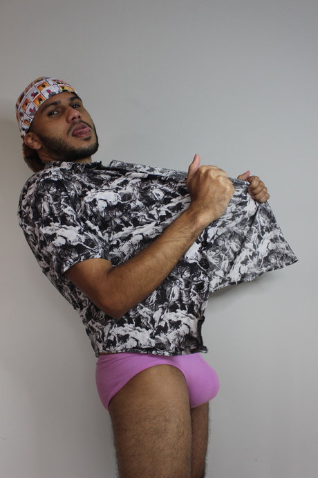 Naakte gelekte OnlyFans-foto van Daniel Richards