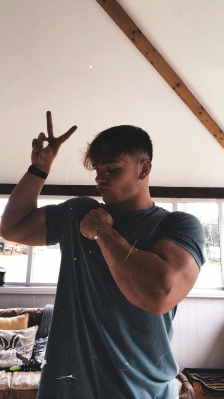 Naakte gelekte OnlyFans-foto van Addsydaddsy55