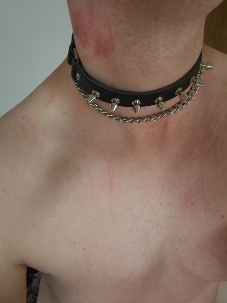Naakte gelekte OnlyFans-foto van Aliciaqueenuwu