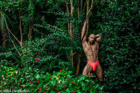 Naakte gelekte OnlyFans-foto van Adam Snow