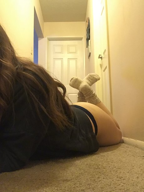 Naakte gelekte OnlyFans-foto van Olivia