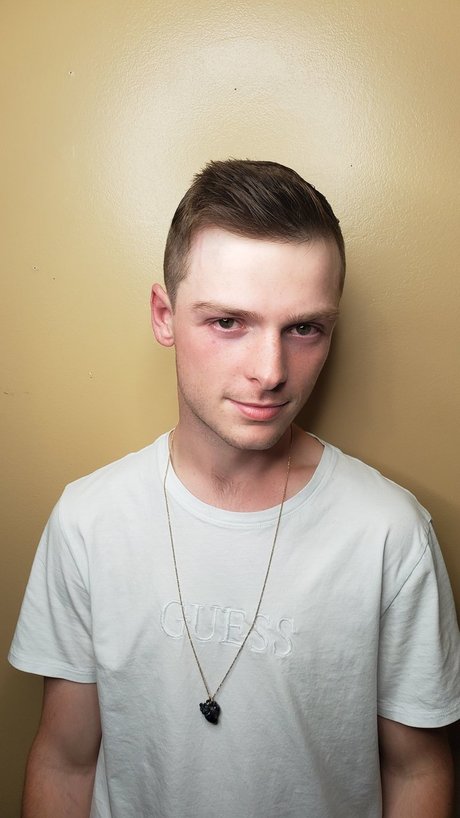 Naakte gelekte OnlyFans-foto van Bryce H