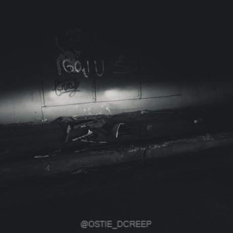 Naakte gelekte OnlyFans-foto van Le Creep