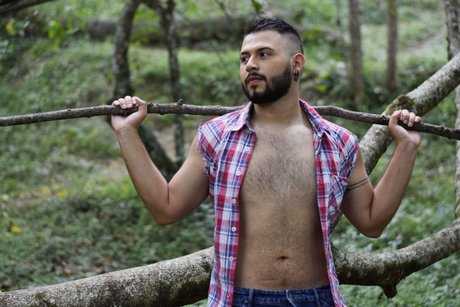 Naakte gelekte OnlyFans-foto van Jacob Cruz