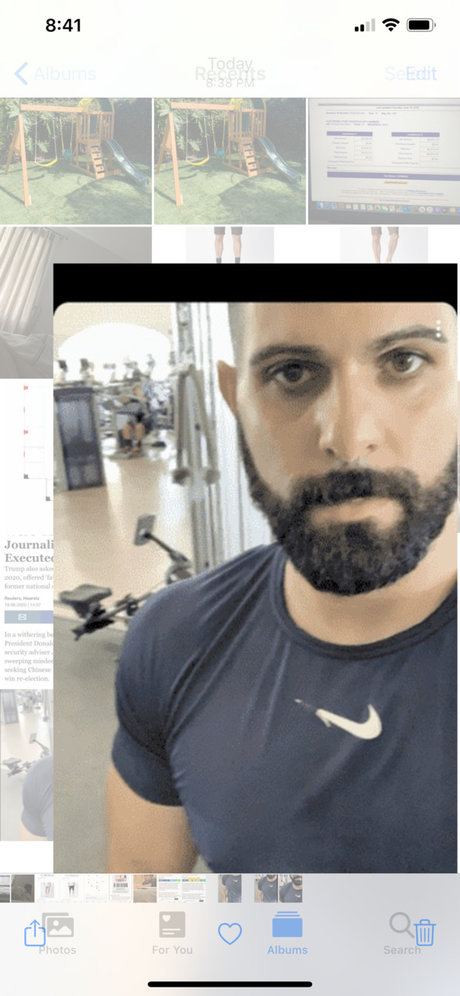 Naakte gelekte OnlyFans-foto van Bearded Gym Alex