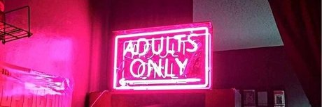 Naakte gelekte OnlyFans-foto van Oralfixationbaddie