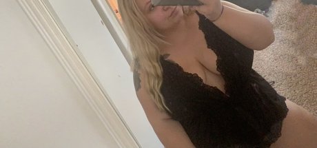 Naakte gelekte OnlyFans-foto van Opalqueen