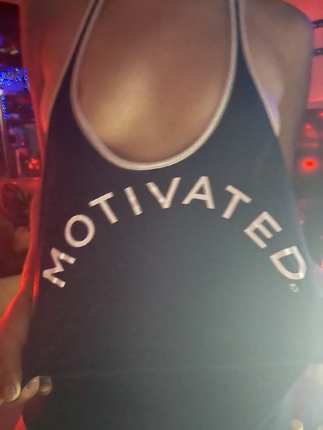 Naakte gelekte OnlyFans-foto van Paraguay Kitty