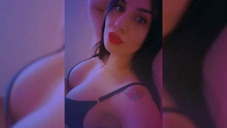 Naakte gelekte OnlyFans-foto van Paoli2495
