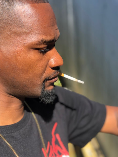 Naakte gelekte OnlyFans-foto van Pancho Savage