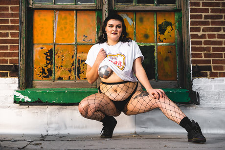 Naakte gelekte OnlyFans-foto van Paige Marie