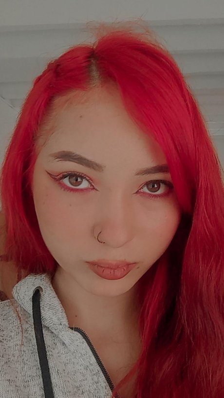 Naakte gelekte OnlyFans-foto van Camila