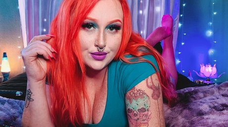 Naakte gelekte OnlyFans-foto van Princess Buttercream
