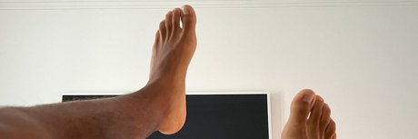 Naakte gelekte OnlyFans-foto van B8tem8te