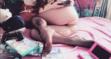 Naakte gelekte OnlyFans-foto van Pinkparanoia