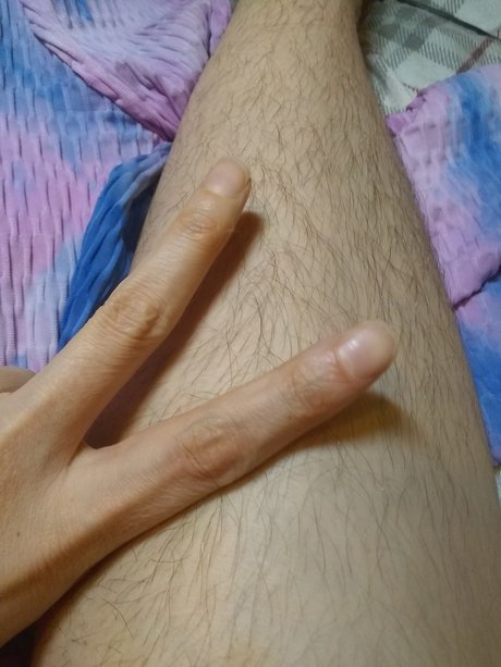 Naakte gelekte OnlyFans-foto van Pinkmoonlust