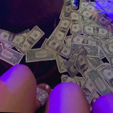Naakte gelekte OnlyFans-foto van 