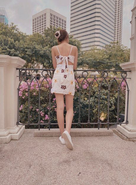 Naakte gelekte OnlyFans-foto van Pink Blossom