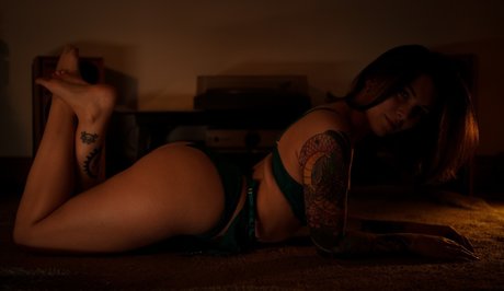 Naakte gelekte OnlyFans-foto van Phononpheonix