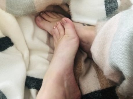 Naakte gelekte OnlyFans-foto van Kay