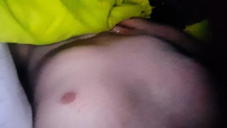 Naakte gelekte OnlyFans-foto van Jacob Ludke