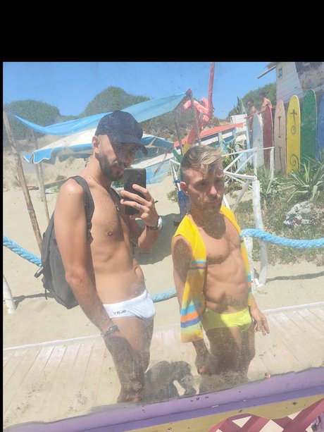 Naakte gelekte OnlyFans-foto van Markoampampdario