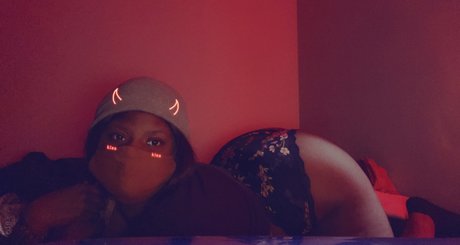 Naakte gelekte OnlyFans-foto van Chrissy Ann