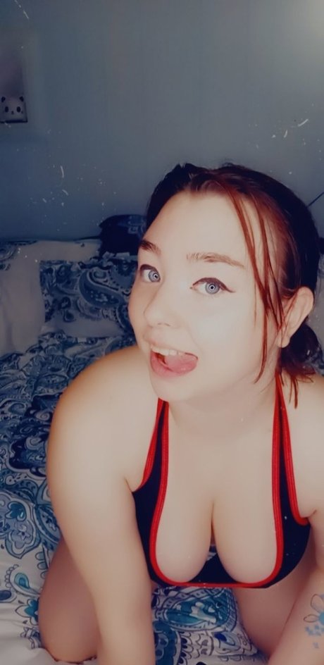 Naakte gelekte OnlyFans-foto van Pixie Dix Vixen