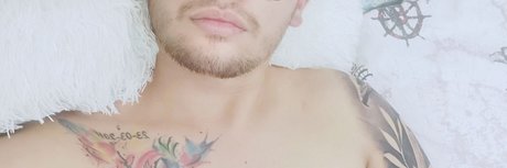 Naakte gelekte OnlyFans-foto van Felipe Abril