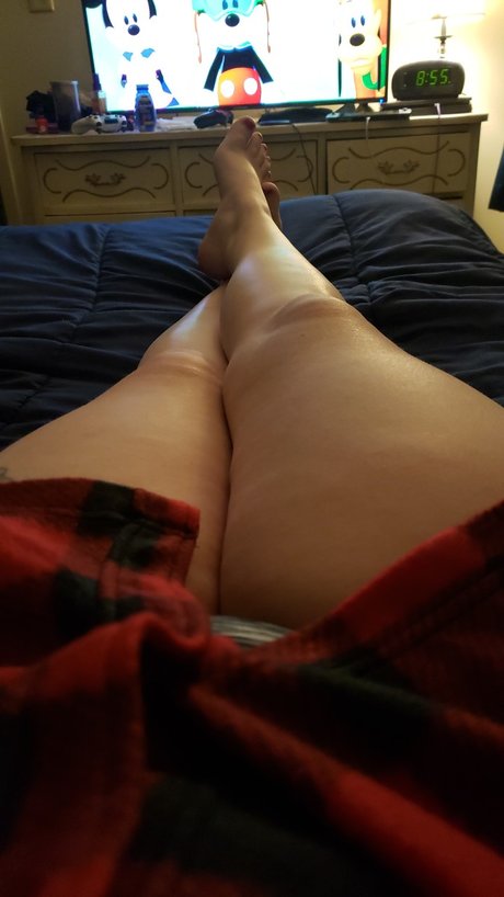 Naakte gelekte OnlyFans-foto van Darkdemonqueen