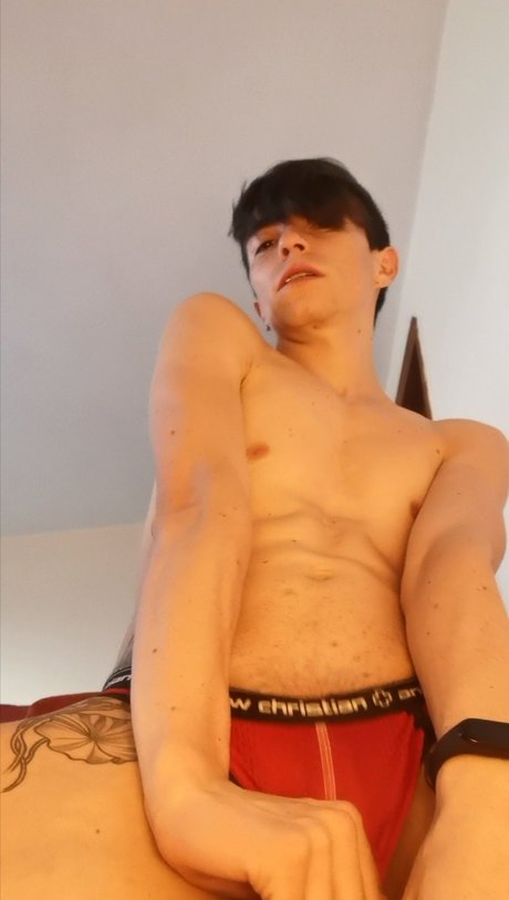 Naakte gelekte OnlyFans-foto van Zano