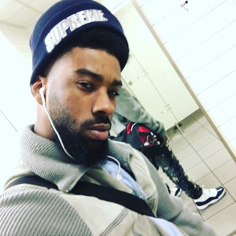 Naakte gelekte OnlyFans-foto van Poe Be Nasty