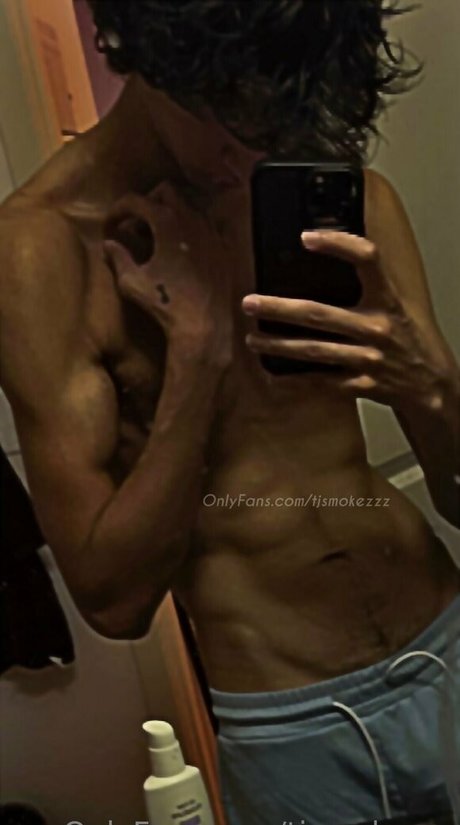 Tjsmokezzz