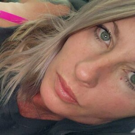 Naakte gelekte OnlyFans-foto van Etecterababy