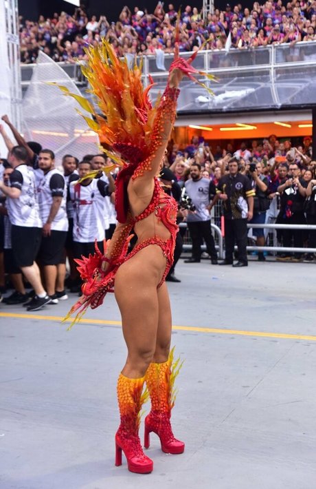 Sabrina Sato