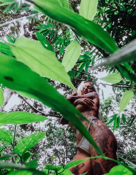 Naakte gelekte OnlyFans-foto van Bantikboy