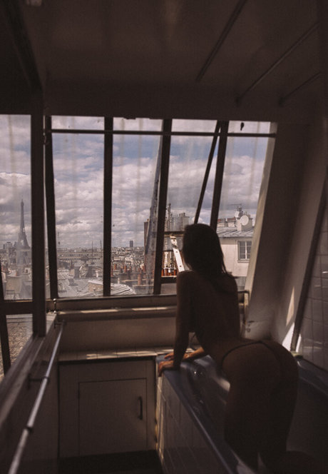 Naakte gelekte OnlyFans-foto van Budai Brigi