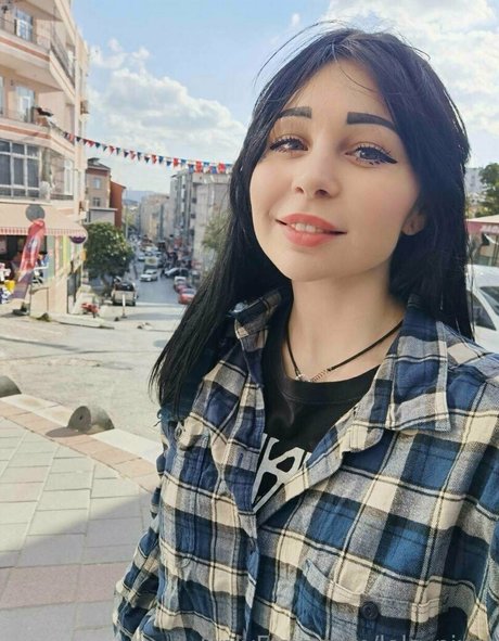 Lolapixel
