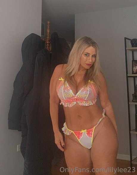Lilylee23