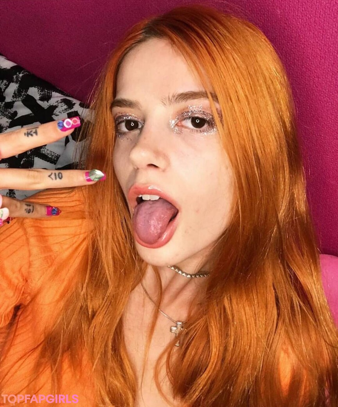 Naakte gelekte OnlyFans-foto van Akasi Asmr #4 Naakte gelekte OnlyFans-foto van Akasi Asmr #4