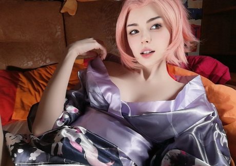 Naakte gelekte OnlyFans-foto van Mary Dixon