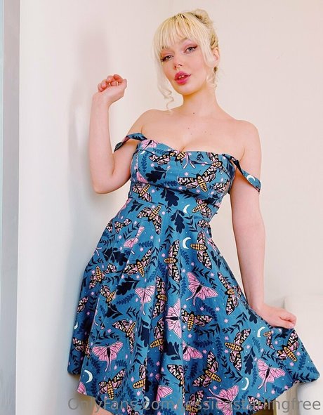 Naakte gelekte OnlyFans-foto van Jessicastarlingfree