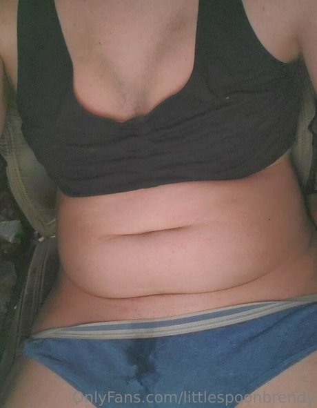 Naakte gelekte OnlyFans-foto van Littlespoonbrendy