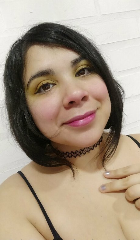 Naakte gelekte OnlyFans-foto van Lycalopexignis