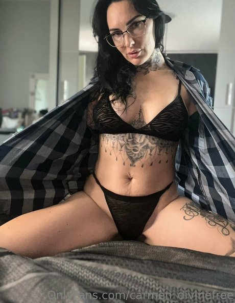 Carmen_divinefree