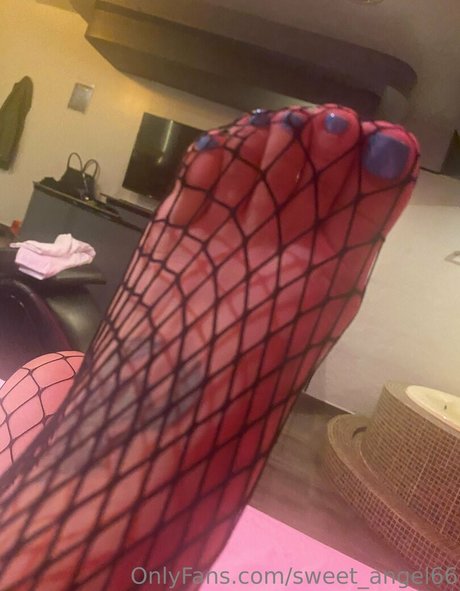 Naakte gelekte OnlyFans-foto van Sweetangel66