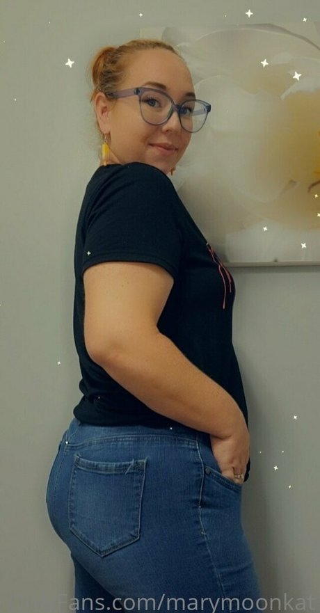 Naakte gelekte OnlyFans-foto van Marymeadows